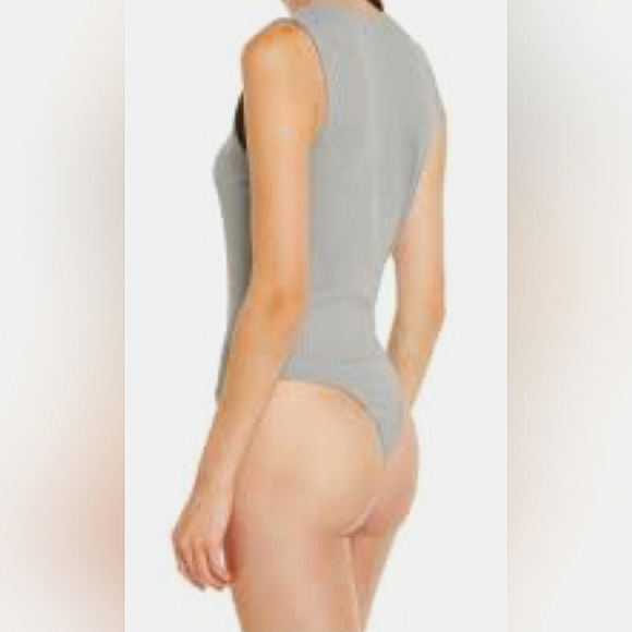 LOVE, FIRE RIBBED THONG BACK BODY SUIT.     NWT.             MEDIUM - Picture 4 of 8